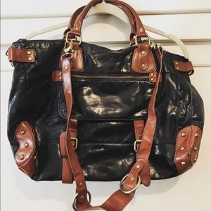 Hand/shoulder bag